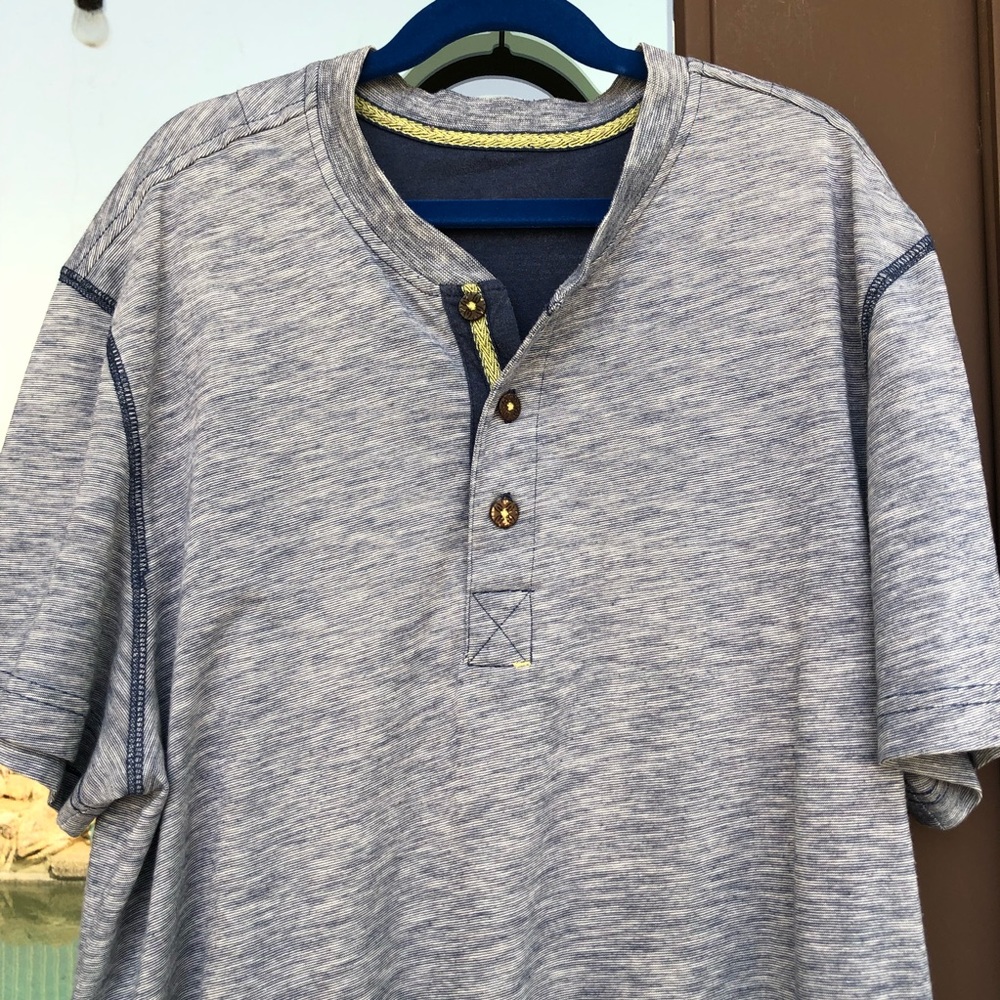 Tommy Bahama Blue Short Sleeve 3-Button Henley S